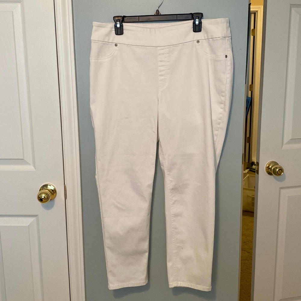 White jean jegging